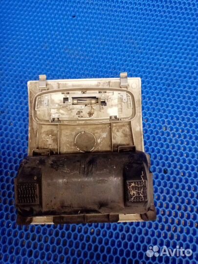 Плафон Ford Mondeo 3 cjba 4C75592 2004