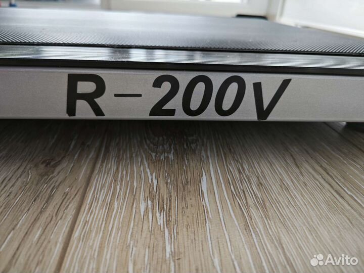 Беговая дорожка unixfit r-200v