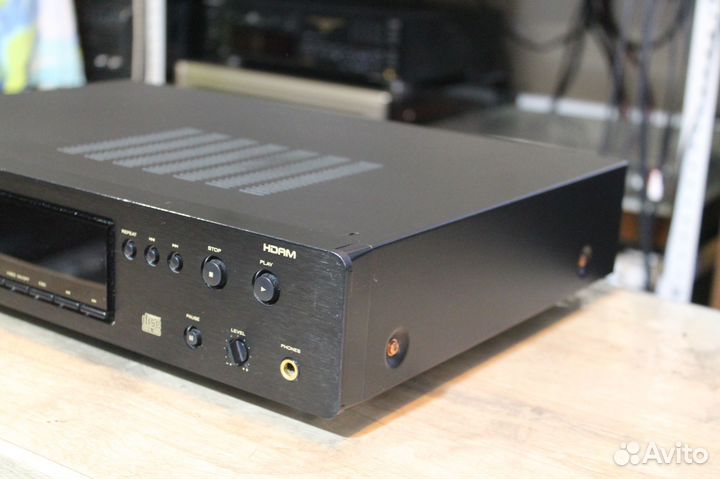 DVD плеер Marantz DV 7010