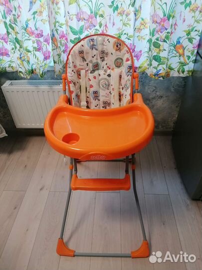 Детский стульчик для кормления