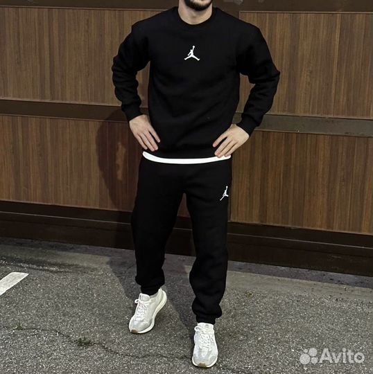 Спортивный костюм Adidas с начесом