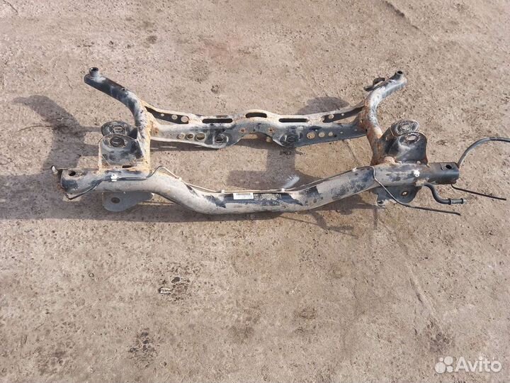 Шкода ети задний подрамник