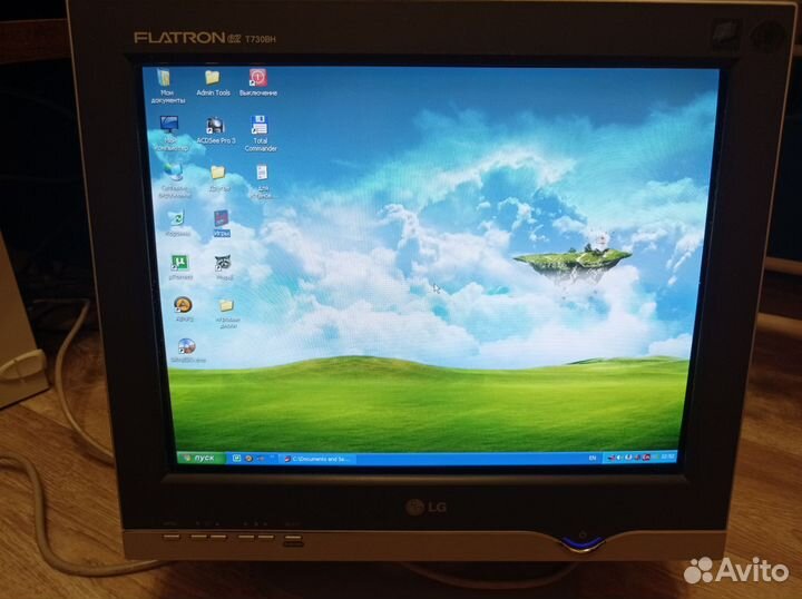 Монитор LG Flatron T730BH