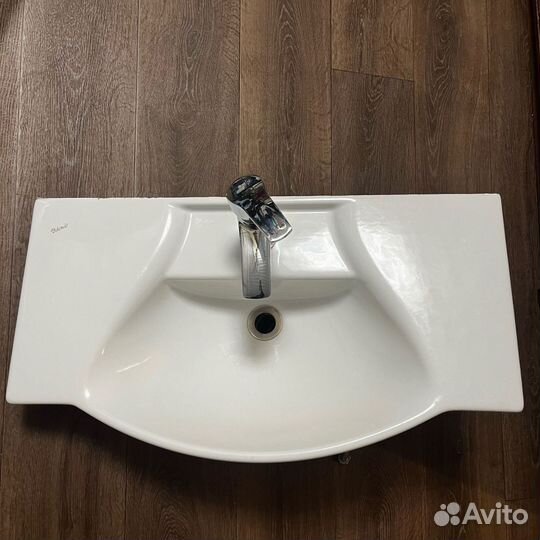 Раковина в ванную бу