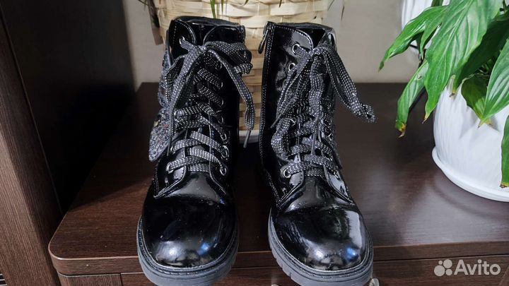 Ботинки демисезонные для девочки 32 размер