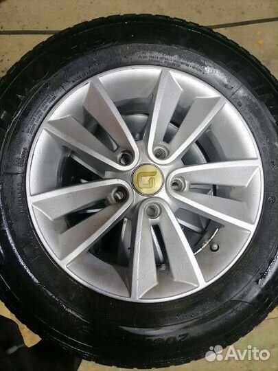 Колеса в сборе r15 летние