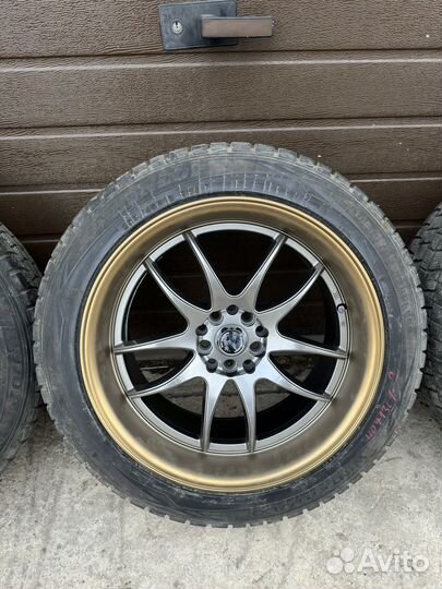 Dunlop Winter Maxx WM01 255/45 R18 99
