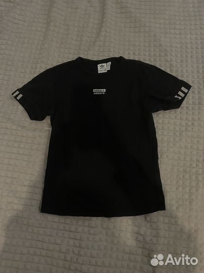 Футболка adidas