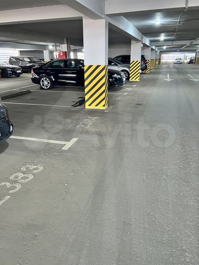 Машиноместо, 15 м²