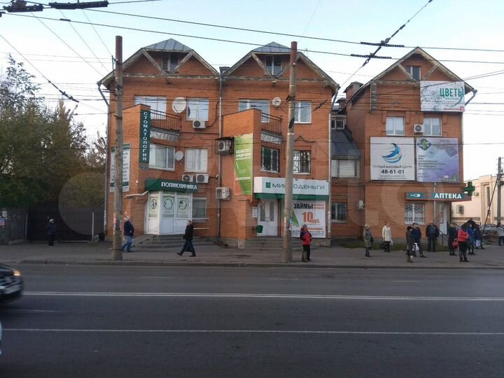 3-к. квартира, 101 м², 2/3 эт.