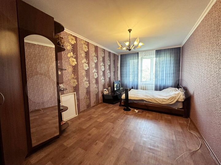 2-к. квартира, 47 м², 3/5 эт.