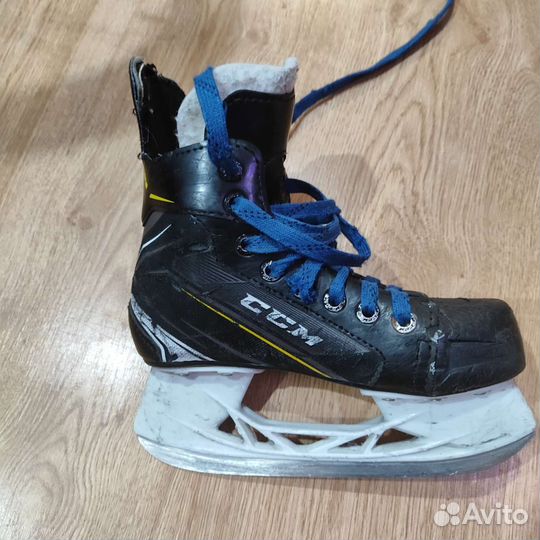 Хоккейные коньки bauer