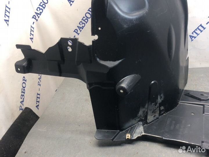 Подкрылок передний правый Bmw X6