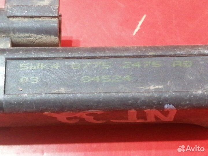 Антенна бесключевого доступа Nissan Teana J32