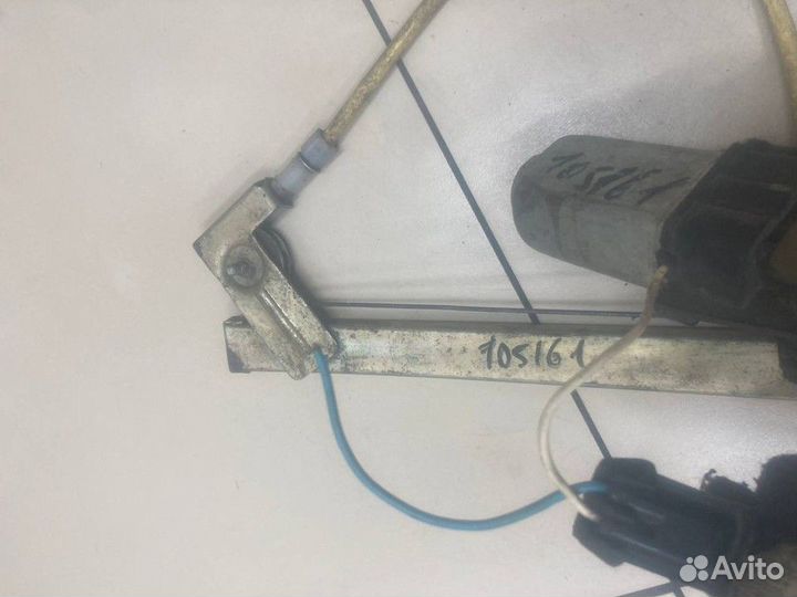 Стеклоподъемник электрический передний правый