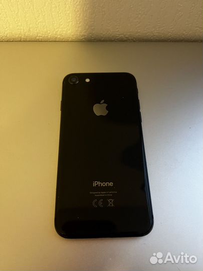 iPhone 8, 64 ГБ