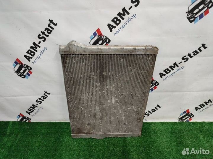 Радиатор охлаждения двигателя Bmw 740 F01 2010