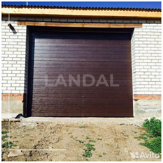 Гаражные секционные ворота