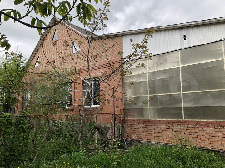 Дом 260 м² на участке 10 сот.