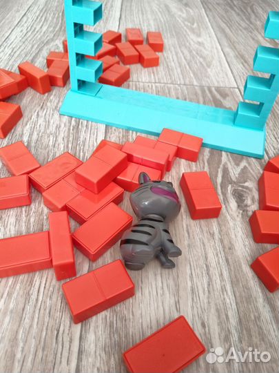 Кошка на стене настольная игра для детей