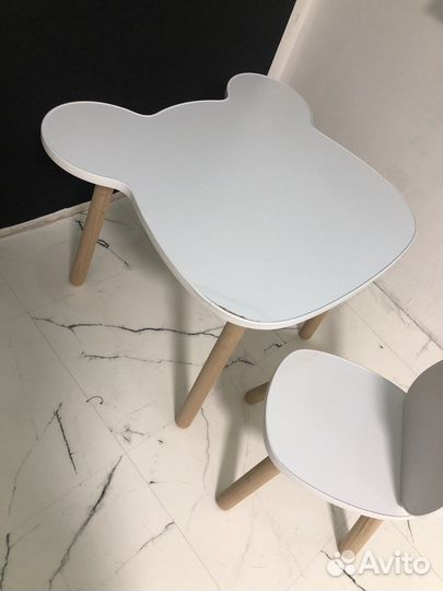 Детский стол и стул
