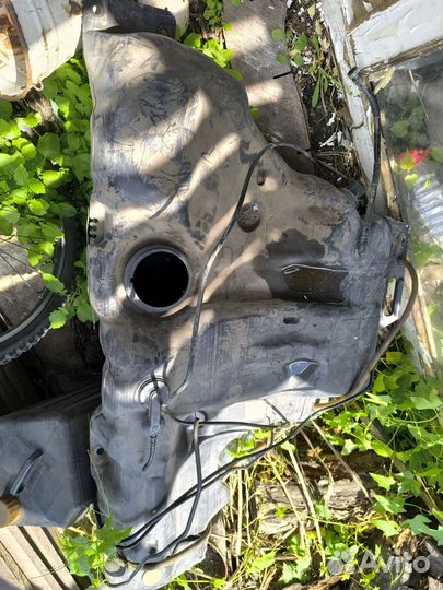 Бак от Рено лагуна