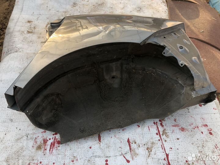 Крыло заднее левое Ниссан Лиф ZE0