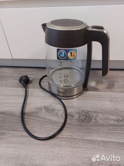 Чайник электрический Midea