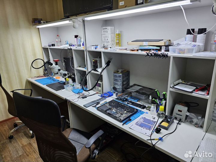 Обучение ремонту телефонов и компьютеров