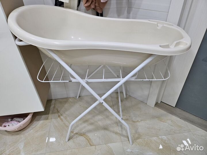 Ванночка с подставкой