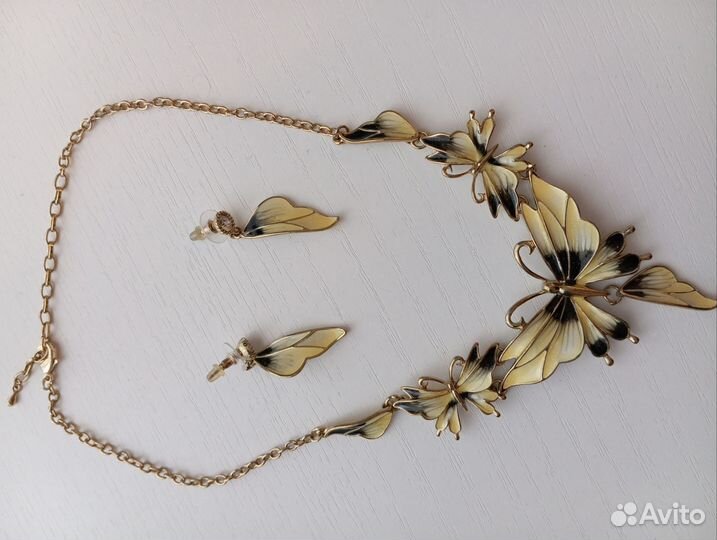 Колье и серьги