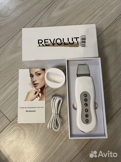 Аппарат для ультразвуковой чистки лица новый