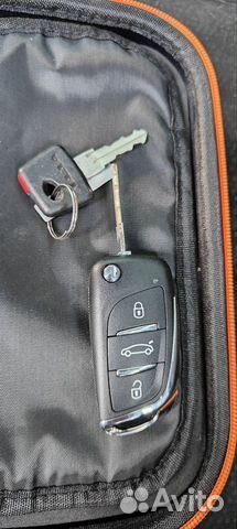 Автомобильные ключи