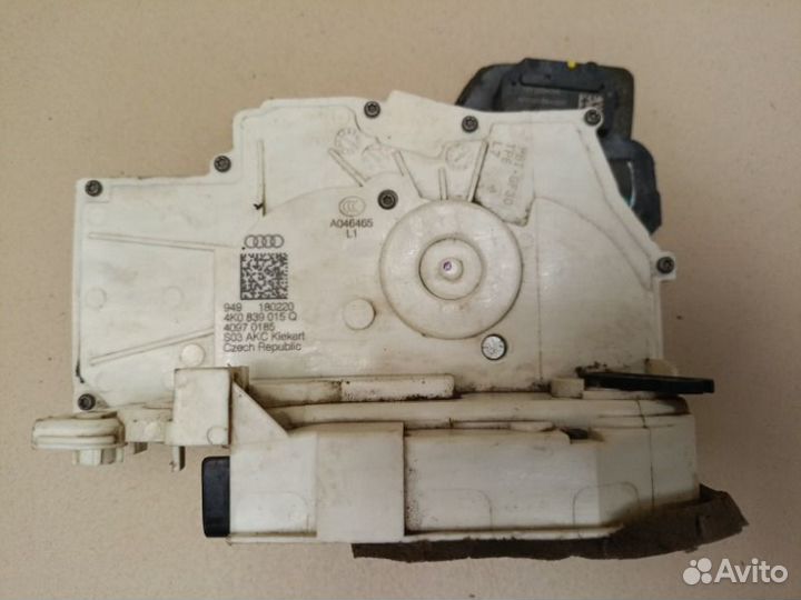 Замок двери задний левый Audi Q8 4MN 2020