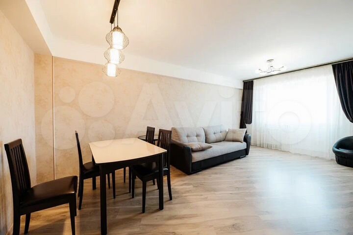 2-к. квартира, 57 м², 8/9 эт.