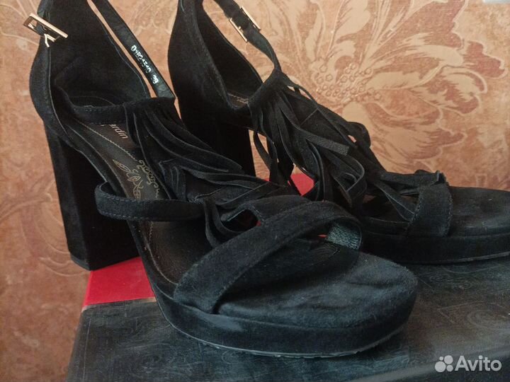 Босоножки