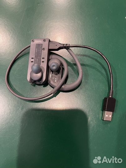 Беспроводной водонепроницаемый наушник-плеер, sony