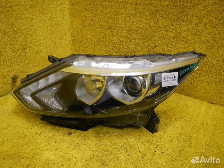 Фара левая Nissan Qashqai