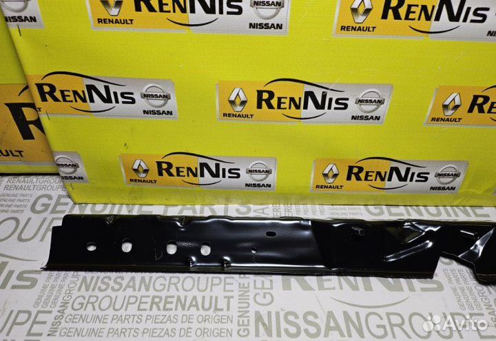 Нижняя часть панели передняя Nissan Almera G15