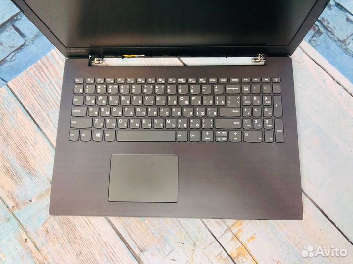 Lenovo IdeaPad 330 на A4/Radeon 530/RAM 4GB/SSD