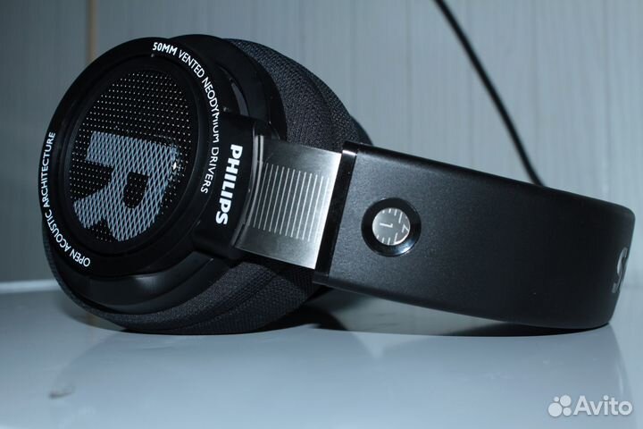 Наушники Philips SHP9500