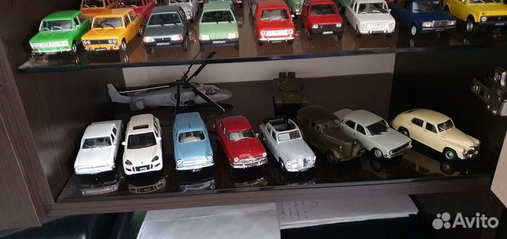 Коллекция моделей машин 1:43