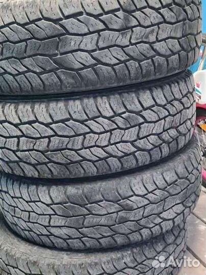Cooper Discoverer A/T3 215/70 R16 100T