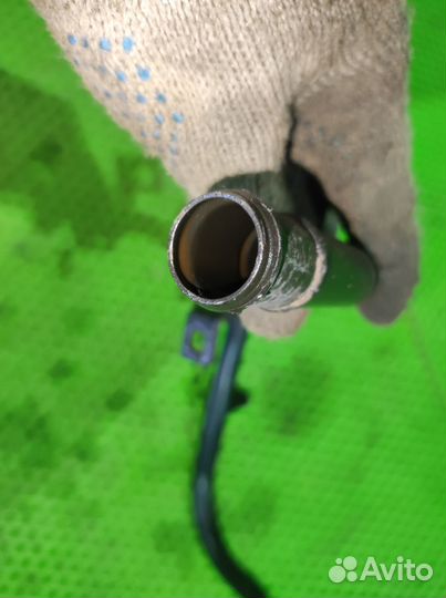 Трубка системы охлаждения Volkswagen Passat B6