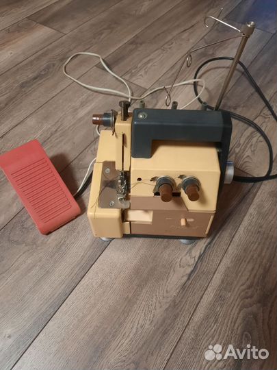 Оверлок,крош 1