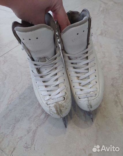 Фигурные коньки risport 210, 32 р