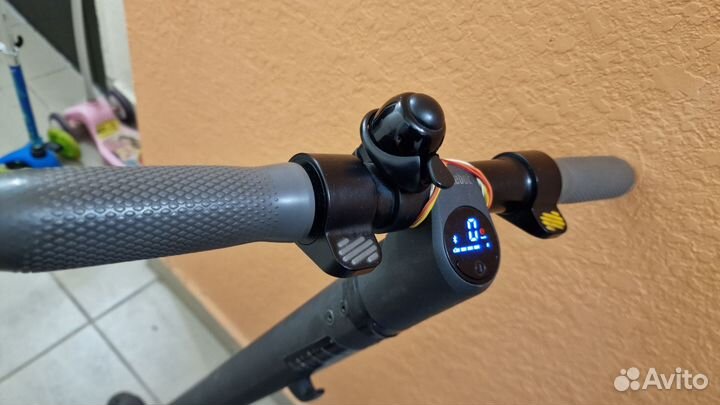 Самокат ninebot E25s