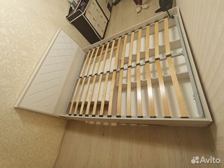 Кровать двухспальная бу