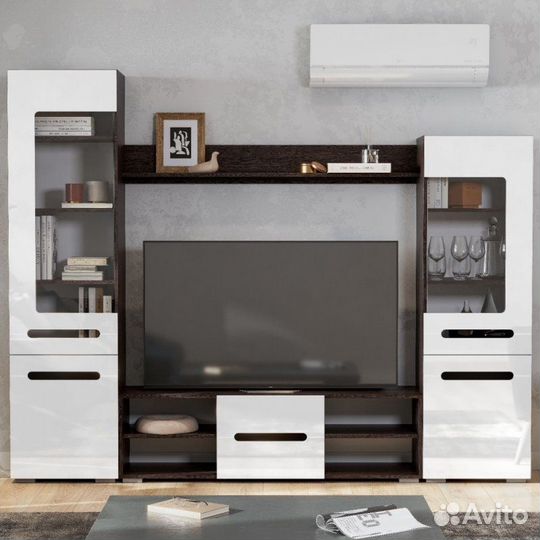 Стенка в гостиную