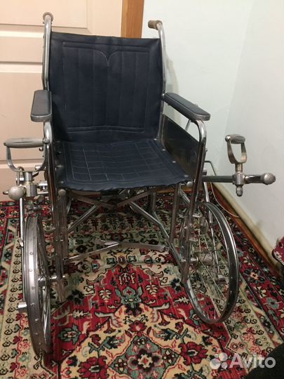 Инвалидная коляска